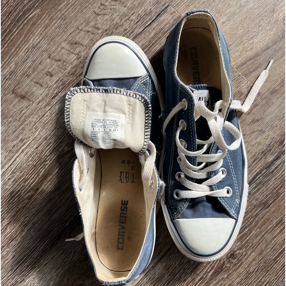Navy Blue Converse - Picture 5 of 6